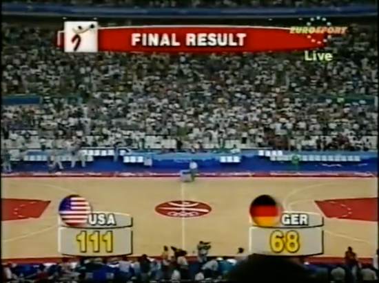  篮球裁判严格执法，公平竞赛保障进行