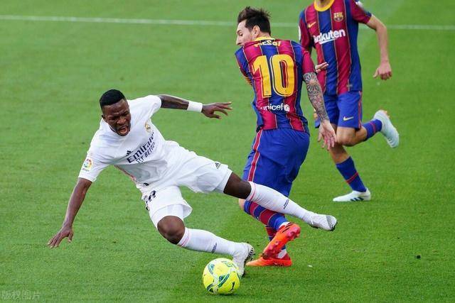 西班牙国家德比皇马战胜巴萨 西班牙国家德比皇马战胜巴萨