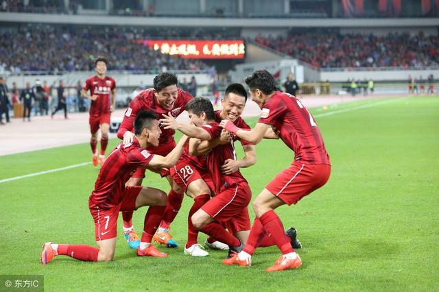  中超联赛迎来关键战，争冠保级白热化